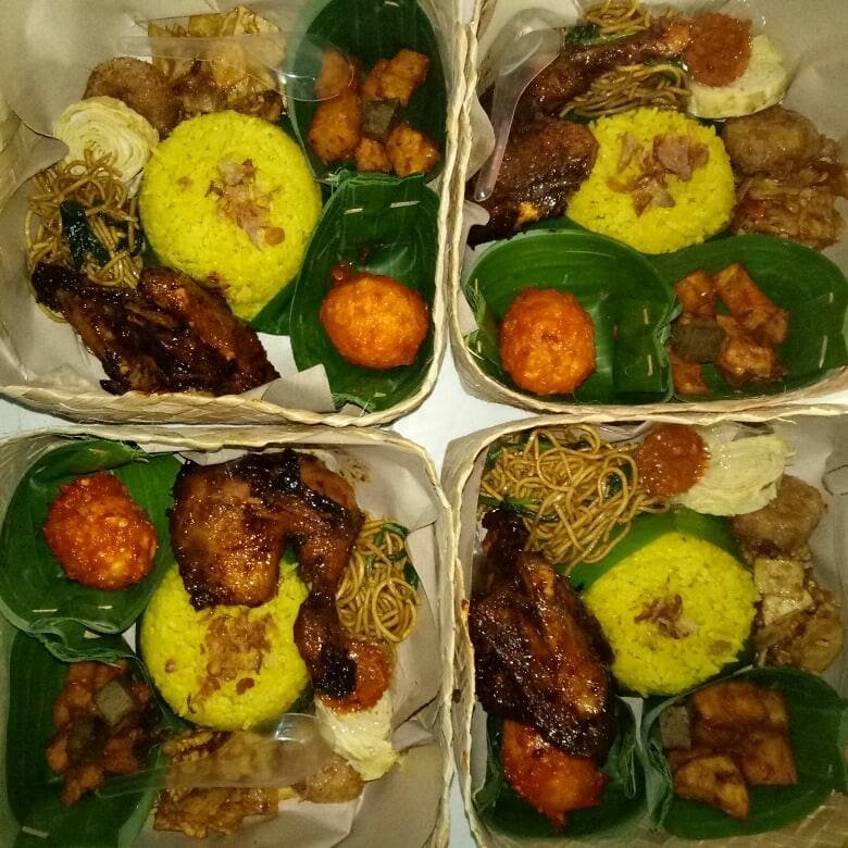 Nasi kuning 2 - Nasi Kotak depok